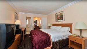 Americas Best Value Inn Oakland Lake Merritt - King Guestroom